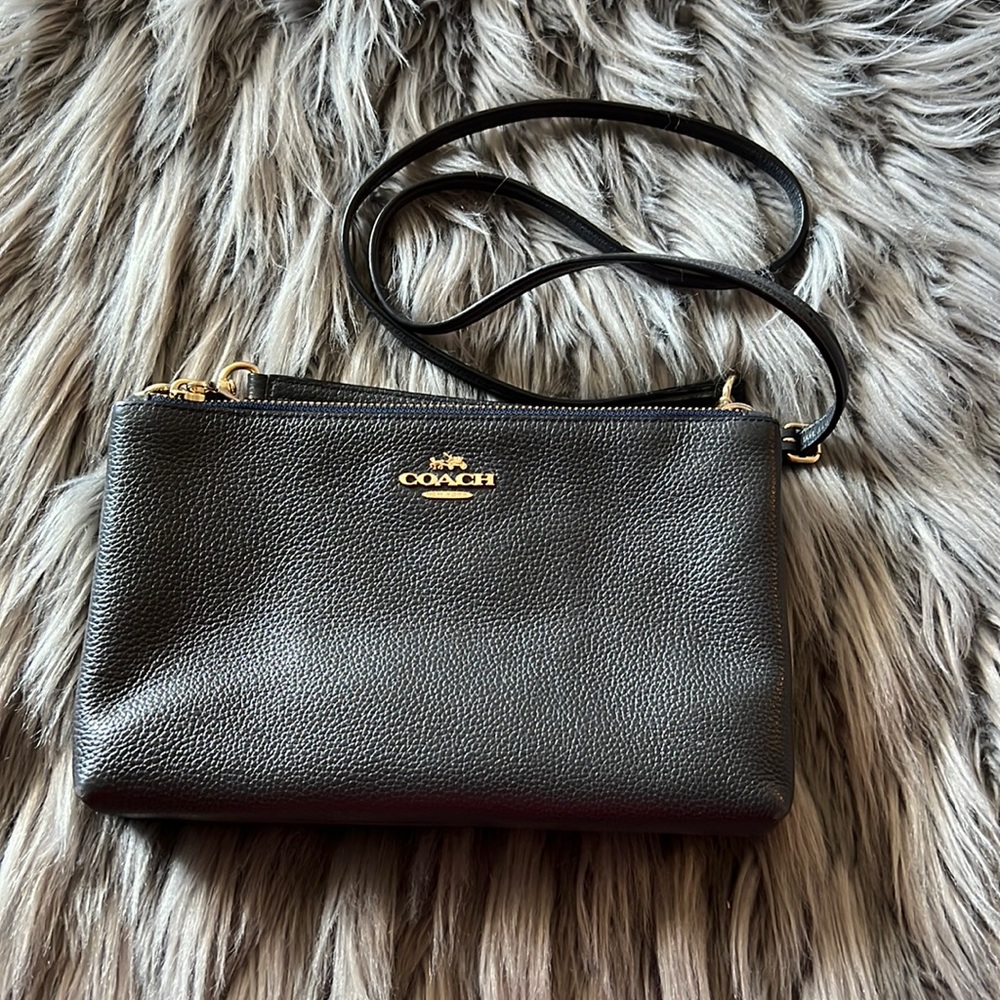 Vintage Coach navy double pocket shoulder bag